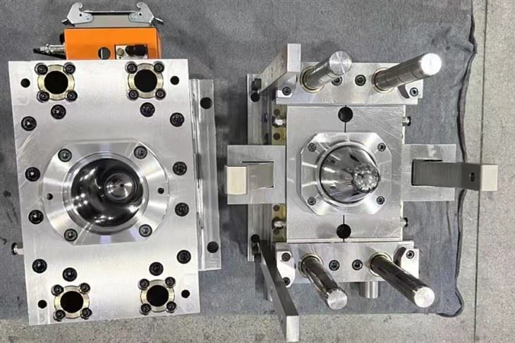 1 Cavity Preform Injection Molding